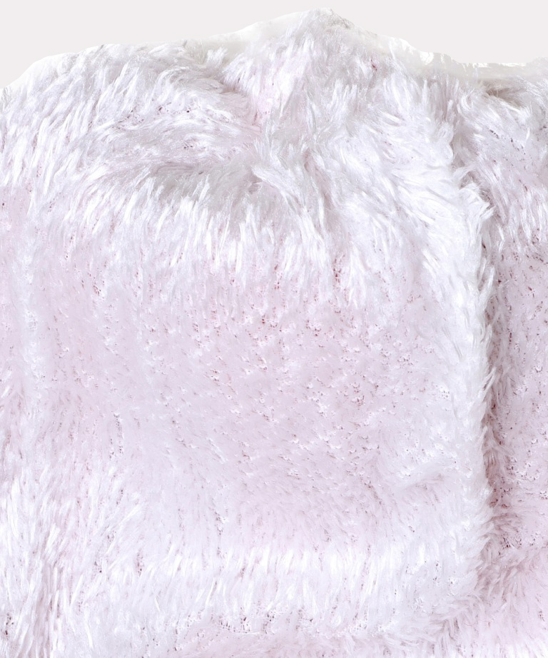 inside ladies cap fur winter