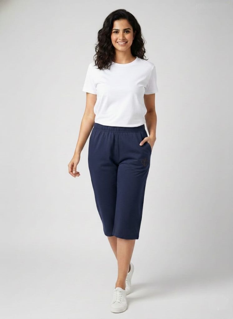 navy coton capri front