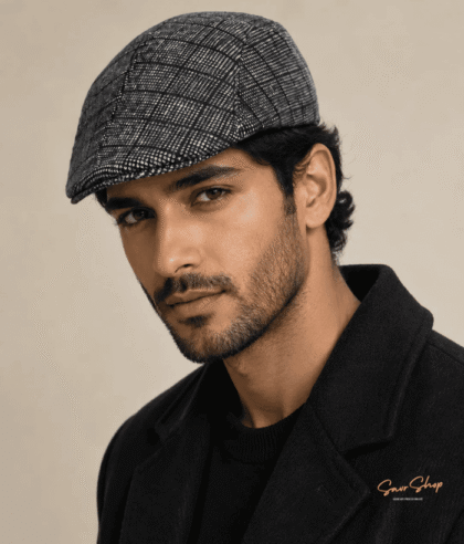 boxed jacquard design men woollen gold cap main image